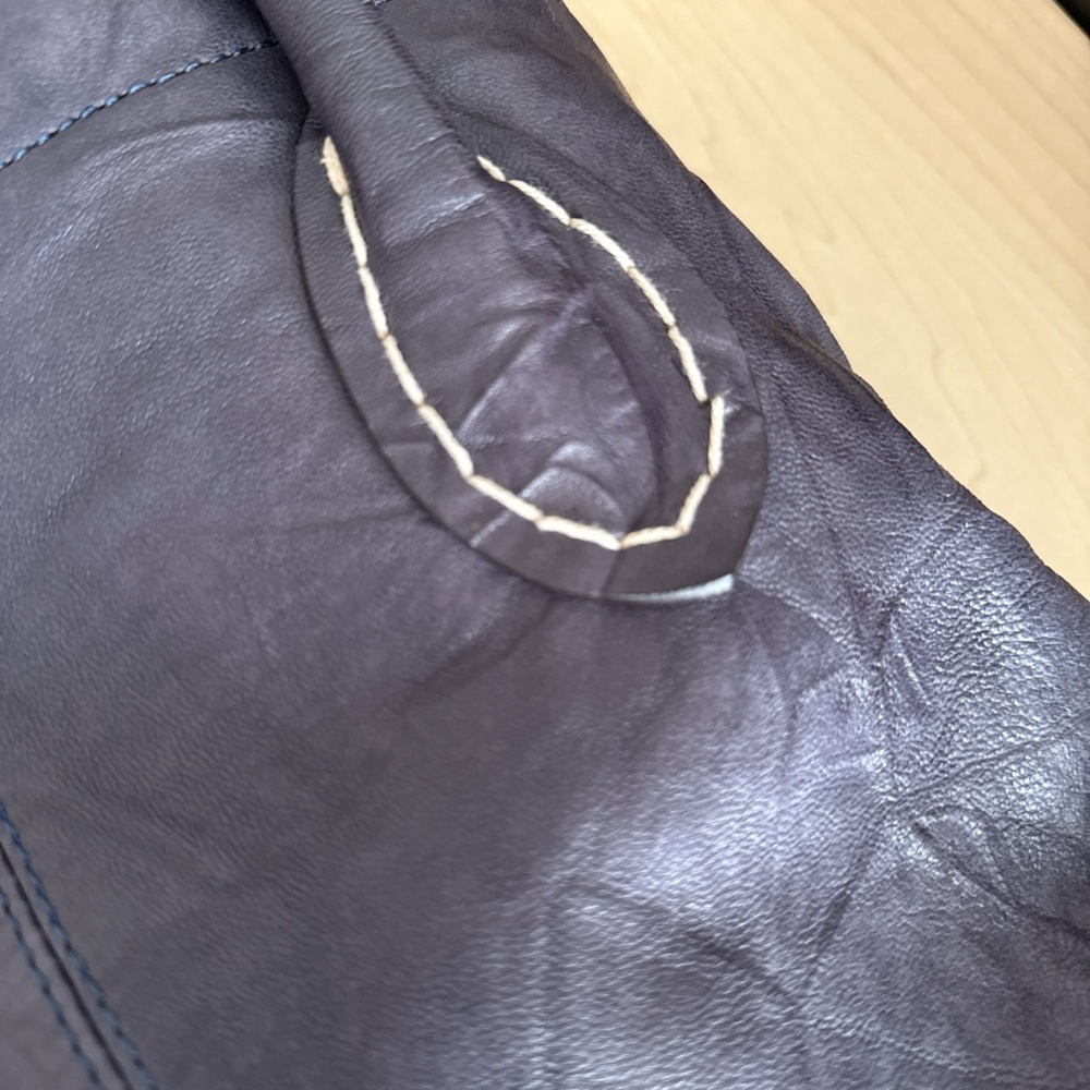 Ameri Leather Barrel Shoulder Tote.Leather On One… - image 4